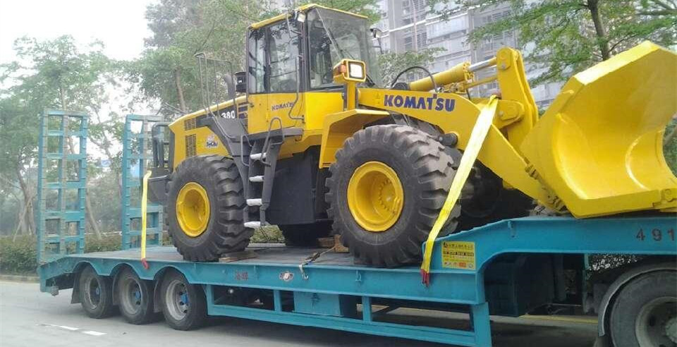 铲车运输专业爬梯车推土车自卸车等建筑机械设备运输